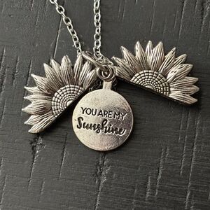 You Are My Sunshine Open Close Charm Locket Necklace Silver Tone Articulated​